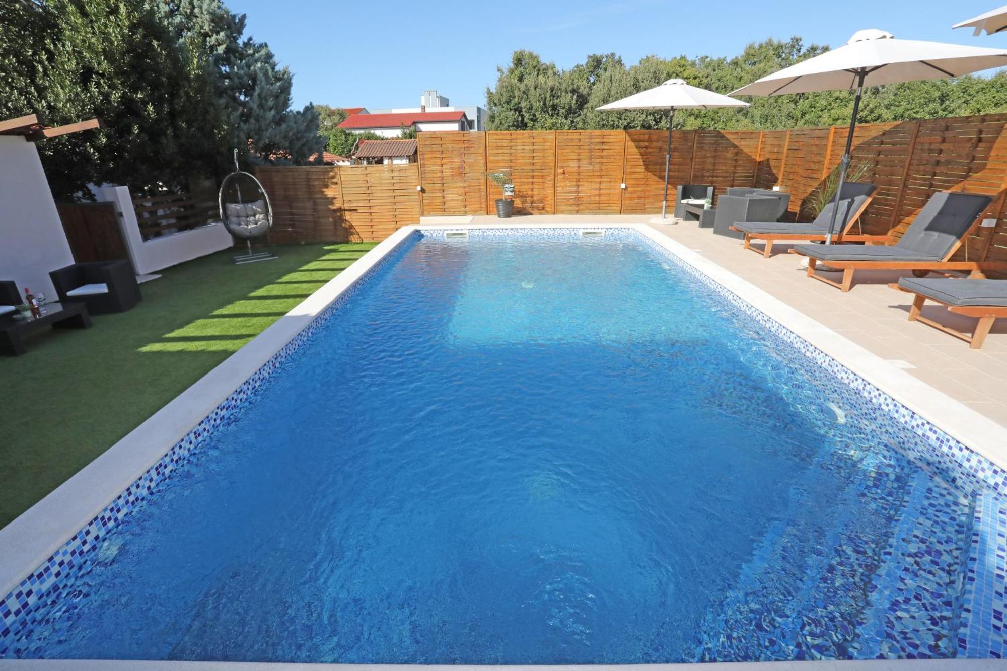 Apartman Debora Sa Privatnim Bazenom Pula Exterior foto