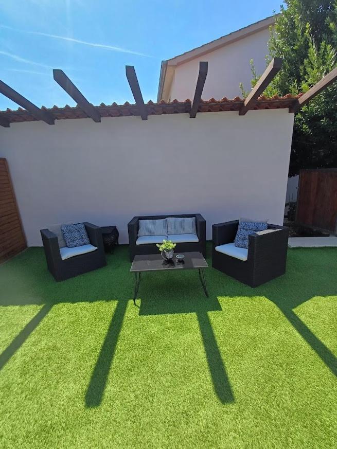 Apartman Debora Sa Privatnim Bazenom Pula Exterior foto