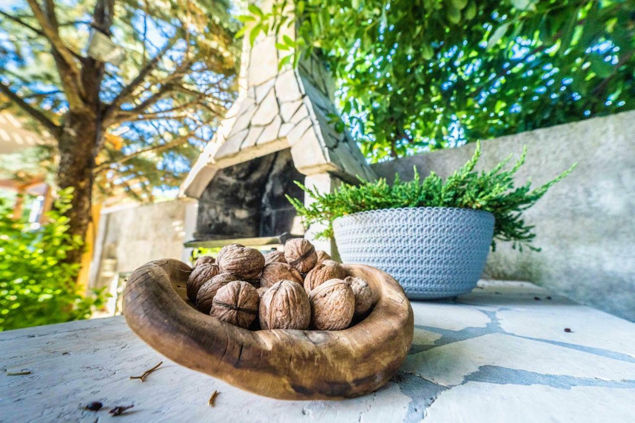 Apartman Debora Sa Privatnim Bazenom Pula Exterior foto